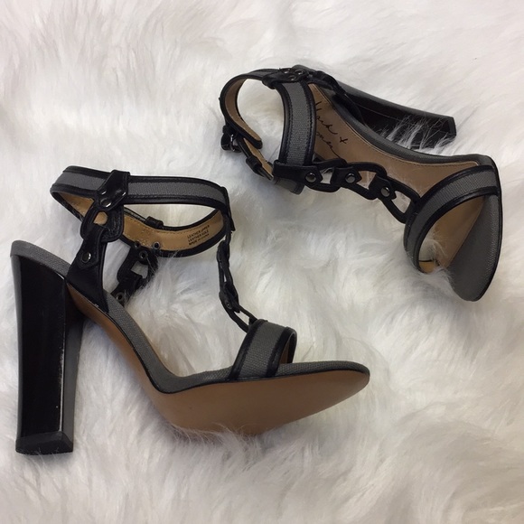 Badgley Mischka Shoes - Badgley Mischka gray and Black Heels. Size 6.5